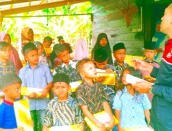 Komite Gerakan Aceh Merdeka (GAM) : Memberikan Santunan Kepada Anak Yatim Korban Konflik – Kecamatan Darul Aman