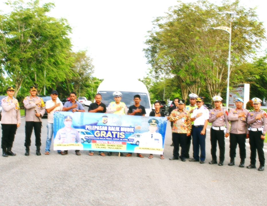 Kapolres Aceh Jaya Dan Pj. Bupati : Lepas Bus Mudik Balik Gratis