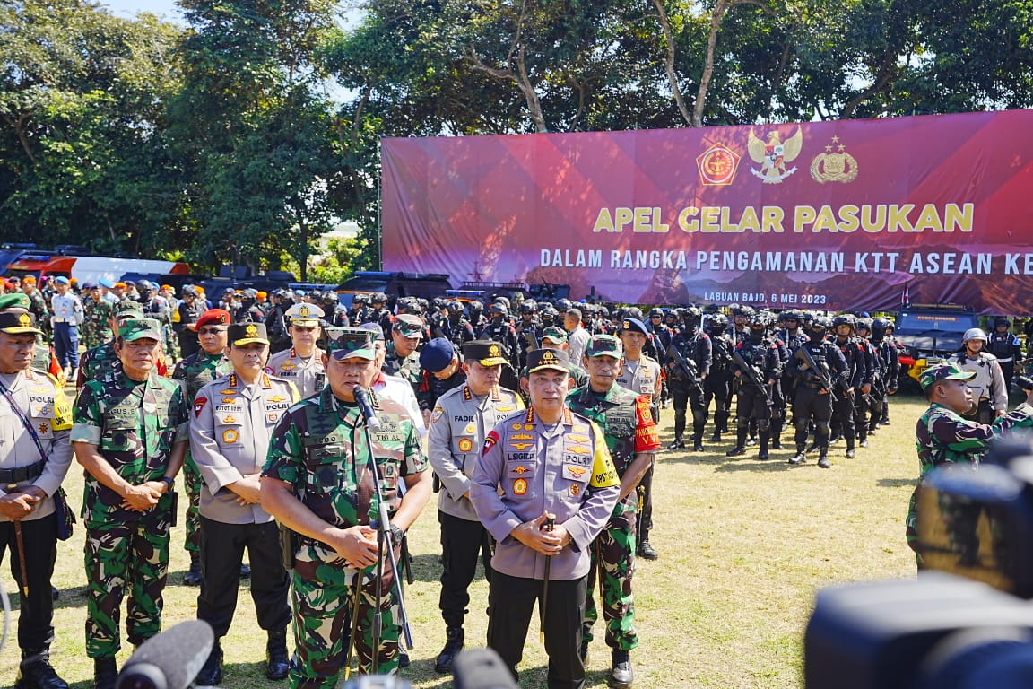 Apel Gelar Pasukan, Kapolri dan Panglima Tegaskan TNI-Polri Bersinergi dan Solid Amankan KTT ASEAN