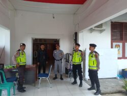 Samapta Amankan Pendaftaran Bakal Calon Anggota Legislatif di Kantor KPUD Merangin.