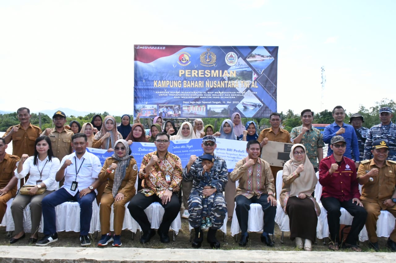 LANAL SIBOLGA TURUT MERESMIKAN KAMPUNG BAHARI NUSANTARA (KBN) DI DESA JAGO-JAGO TAPTENG