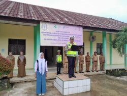 Penggunaan Knalpot Brong Menjadi Perahatiam Serius Satlantas saat Upacara Senin di SMKN 13 Sarolangun