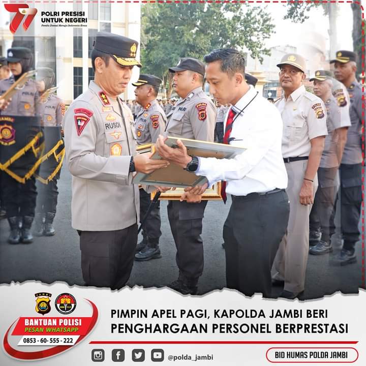 Kapolda Jambi Irjen Pol Rusdi Hartono Pimpin Apel Pagi Dan Berikan Pemghargaan Kepada  Personel Polda Jambi Yang Berprestasi