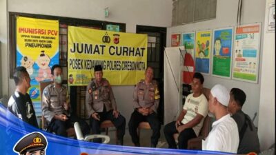 Gelar “Jumat Curhat” Kapolsek Kedawung Polres Ciko Berdialog tampung saran dan aspirasi warga