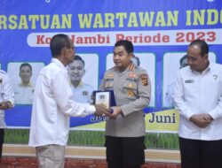 Kapolda Jambi Irjen Pol Rusdi Hartono  Diwakili  Oleh Kabid Humas Polda Jambi Kombes Pol Mulia  Prianto Hadiri Pelantikan Pengurus PWI Kota Jambi Priode 2023-2026