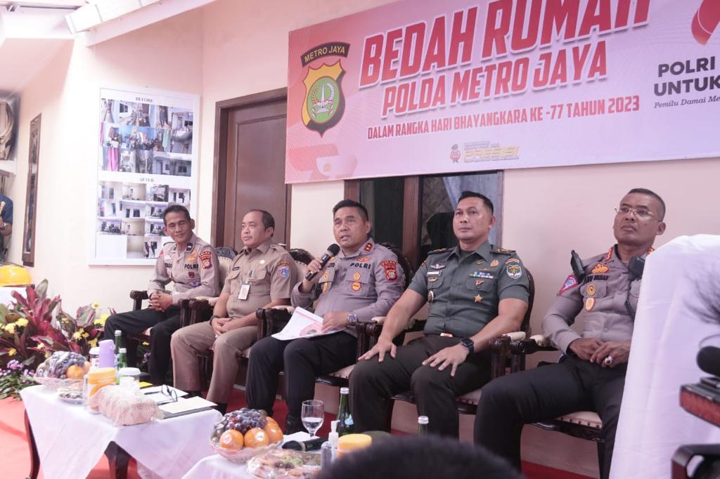 HUT Bhayangkara Ke- 77, Polda Metro Adakan Bakti Sosial, Religi, dan Bedah Rumah