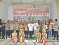 Kapolda Jambi Irjen Pol Rusdi Hartono Laksanakan Apel Silaturahmi  Kebangsaan Menyambut Kedatangan  Suku dayak  Kalimantan Timur  Di Mapolda Jambi