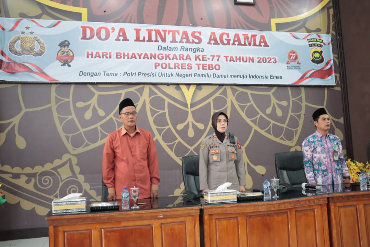 Kapolres Tebo Akbp Fitria Mega M. Psi. Psi  Membuka Acara   Doa Lintas Agama  Dalam Rangka Menyambut Hari Bhayangkara  Ke 77 Tahun 2023