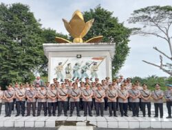 AKBP. Dewa Ngakan Nyoman Arinata. S.IK.,M.H Pimpin Upacara dan Ziarah Ke Taman Makam Pahlawan Patriot Bangko dalam Rangka HUT Bhayangkara ke-77 di Tahun 2023.