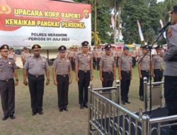 Kapolres Merangin Pimpin Upacara Kenaikan Pangkat Personil Polres Merangin.