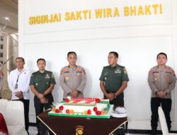 Korem 042/Garuda Putih Berikan Surprise Terhadap Polda Jambi Yang Sedang Merayakan Hari Bhayangkara Ke 77