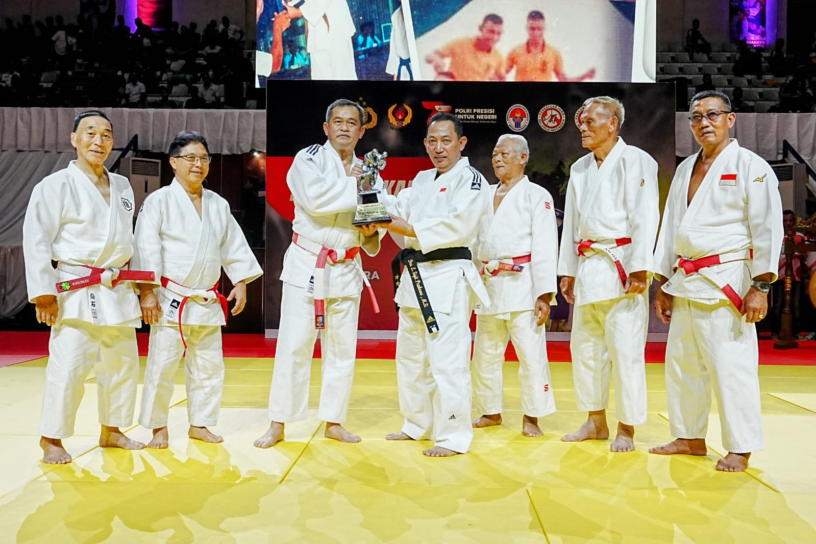 Sabuk Hitam Judo Bagi Kapolri, Hadiah  Lain Kala Hari Bhayangkara Ke-77