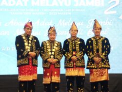 Kapolda Jambi Irjen Pol Rusdi Hartno Hadiri Kegiatan Peringatan Acara Puncak Hari Adat Melayu Jambi Ke 2   Tahun 2023 Di Gedung  Ratu Conventions Center