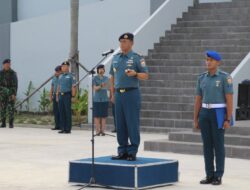 Komandan Lanal Dumai Pimpin Upacara 17an di Mako Lanal Dumai