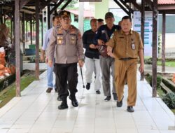 Wujud Kepedulian, Kapolres Merangin AKBP. Ruri Roberto. SH. S.IK., M.M. M.tr. SOU, Jenguk Anggota Yang Sakit