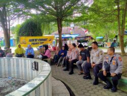 Polres Tebo Kembali Melaksanakan Jum’at  Curhat Di taman  Simpang Lima Kel Muara Tebo Kec. Tebo Tengah Kab. Tebo