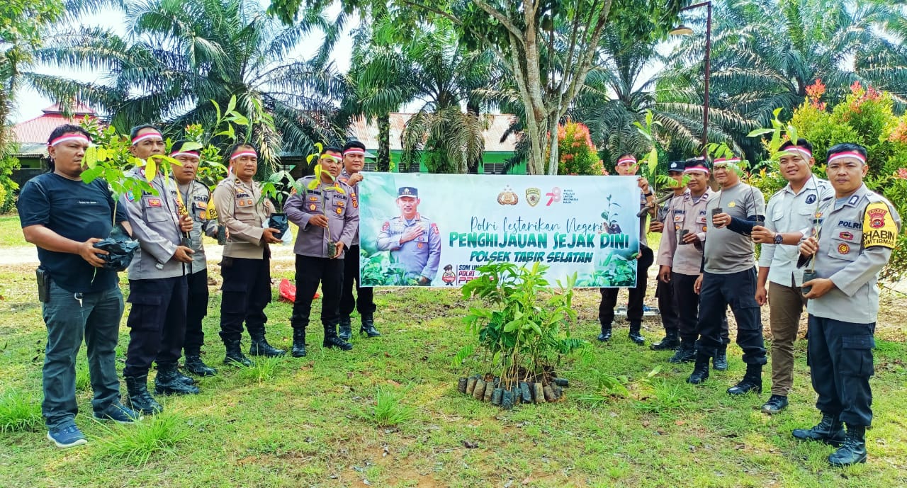 Akp. Fatkur Rohman. SH.MH. Rangkaian HUT RI ke 78,Polri Lestarikan Negeri dengan Penghijauan Sejak Dini