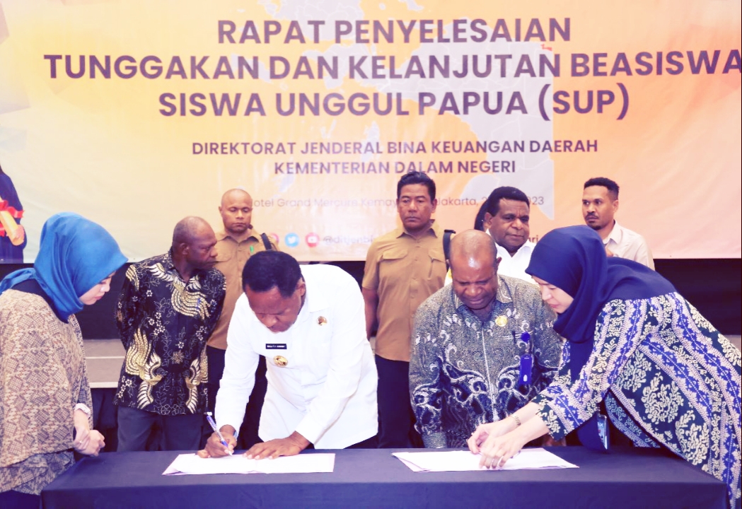 Kemendagri Kumpulkan Gubernur – Bupati/ Walikota Se-Papua Untuk Lunasi Tunggakan Bea Siswa Papua Selesai Paling Lambat 11 Agustus 2023