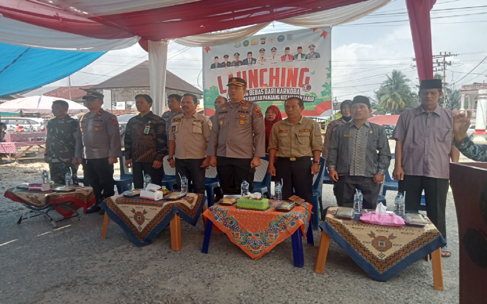 Kompol. M.T. Siregar. SE. S.IK., Hadiri Peresmian LAUNCHING kampung Bebas Dari Narkoba di Kelurahan Pasar Rantau Panjang Kecamatan Tabir