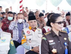 Pj. Bupati Tebo H. Aspan ST  Menyaksikan Roadshow Bus KPK Yang Digelar Dilapangan Kantor Gubernur Jambi