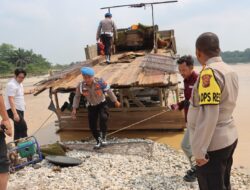 Kapolres Sarolangun Turun Langsung bawa Tim Gabungan TNI Polri dan Pemda Tertibkan Peti Di Desa Pulau Aro