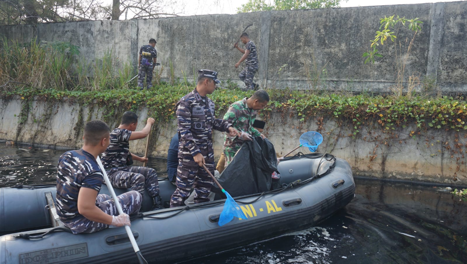 Kali Di Jalan Sedap Malam Penurunan Kota Bengkulu Menjadi Sasaran Prokasih Lanal Bengkulu