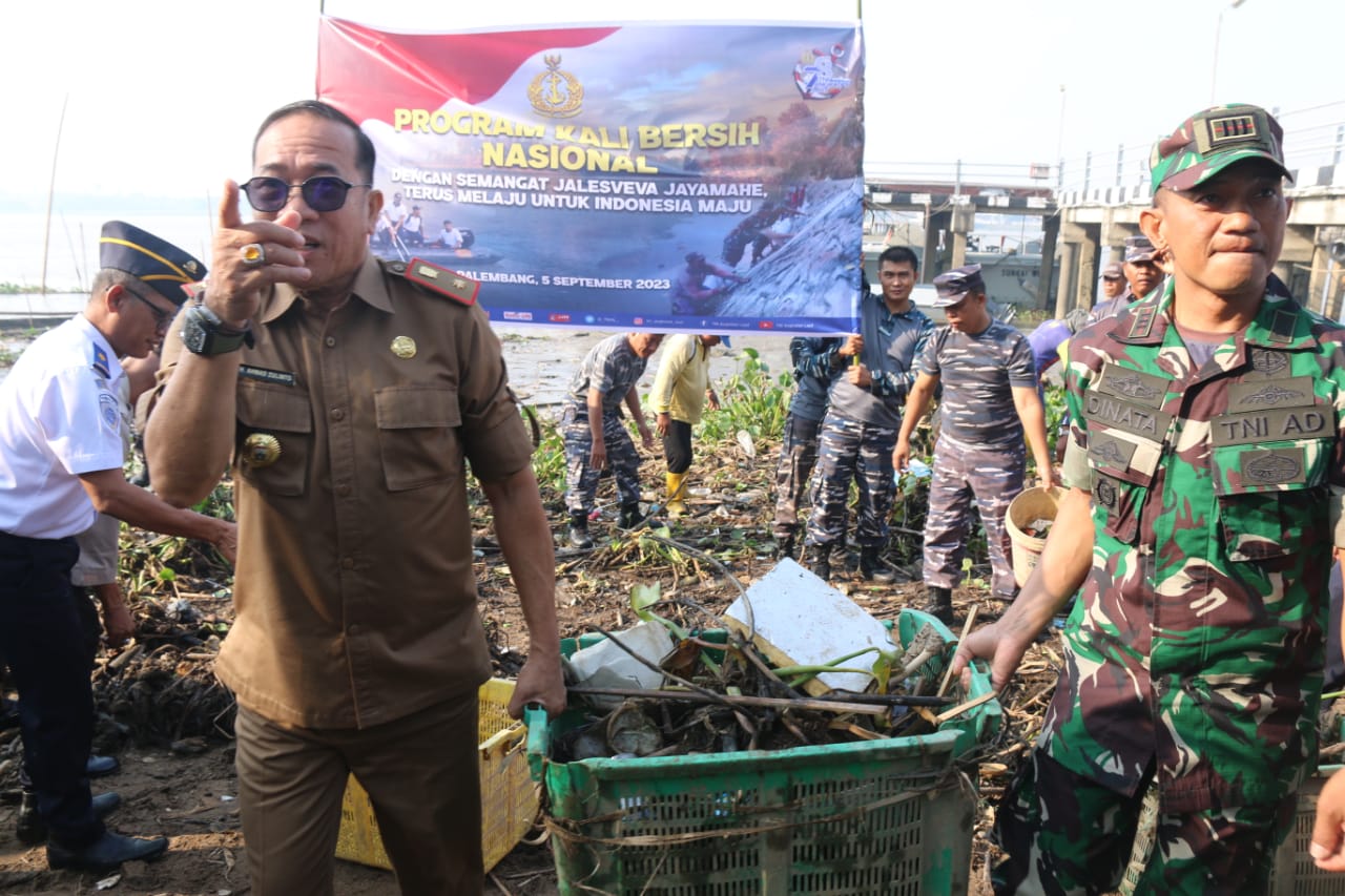 Lantamal XII Ikut Gelar Program Kali Bersih (Prokasih) Nasional 2023 Serentak di 78 Wilayah Satuan TNI AL Seluruh Indonesia