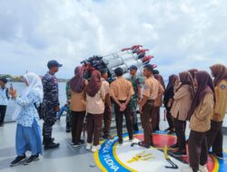 Antusias Tinggi, Lanal Simeulue Hadirkan Masyarakat Dalam Open Ship KRI Cut Nyak Dien-375