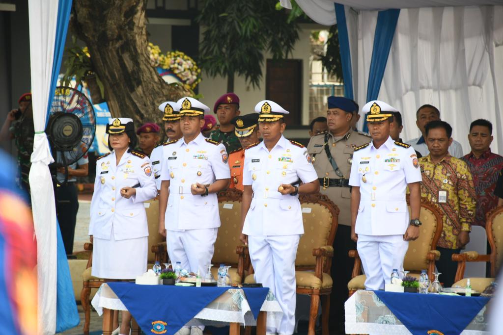 Komandan Lanal Bandung Hadiri Upacara Sertijab Danlanal Banten