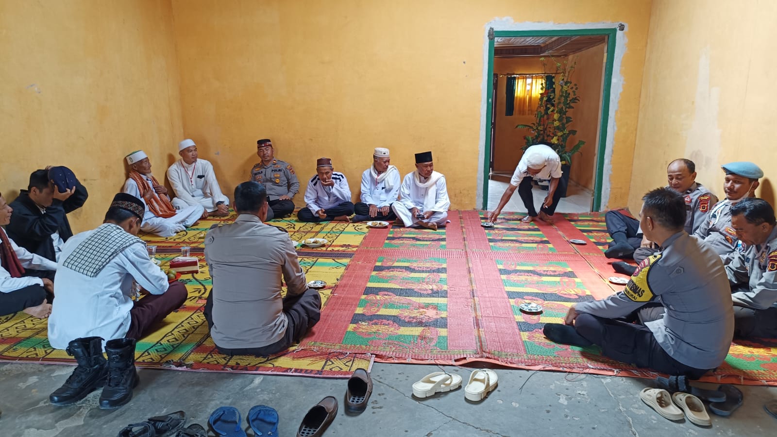 Kapolsek Lembah Masurai Apresiasi warga dengan Damai Ikuti Dakwah Ustad Solmed dan Abah AJYB