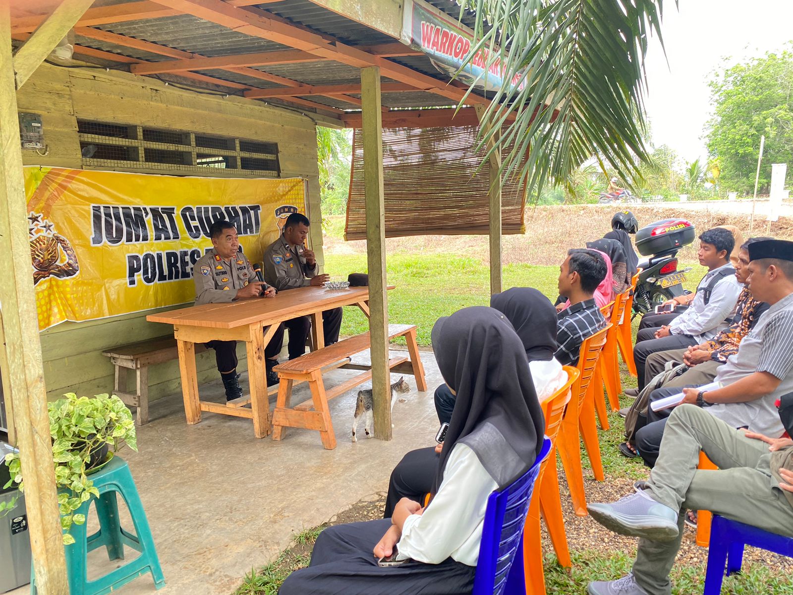 Polres  Tebo Terus Melaksanakan Jum’at Curhat  Untuk Menampung Aspirasi Dari Masyarakat