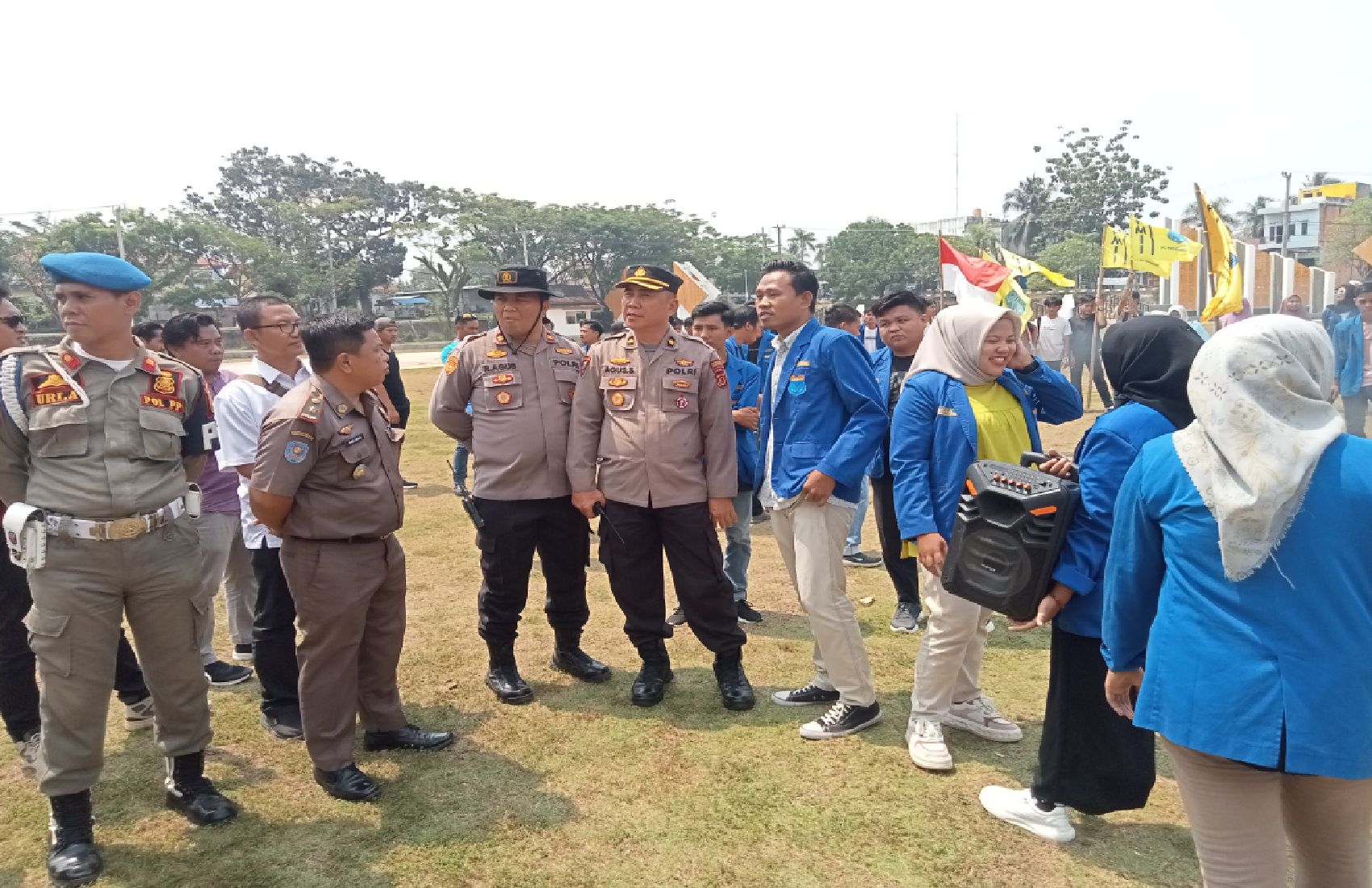 Kawal Aksi Unjuk Rasa,Jajaran Polres Merangin Laksanakan Pengamanan dengan Long Mars bersama Masa Aksi