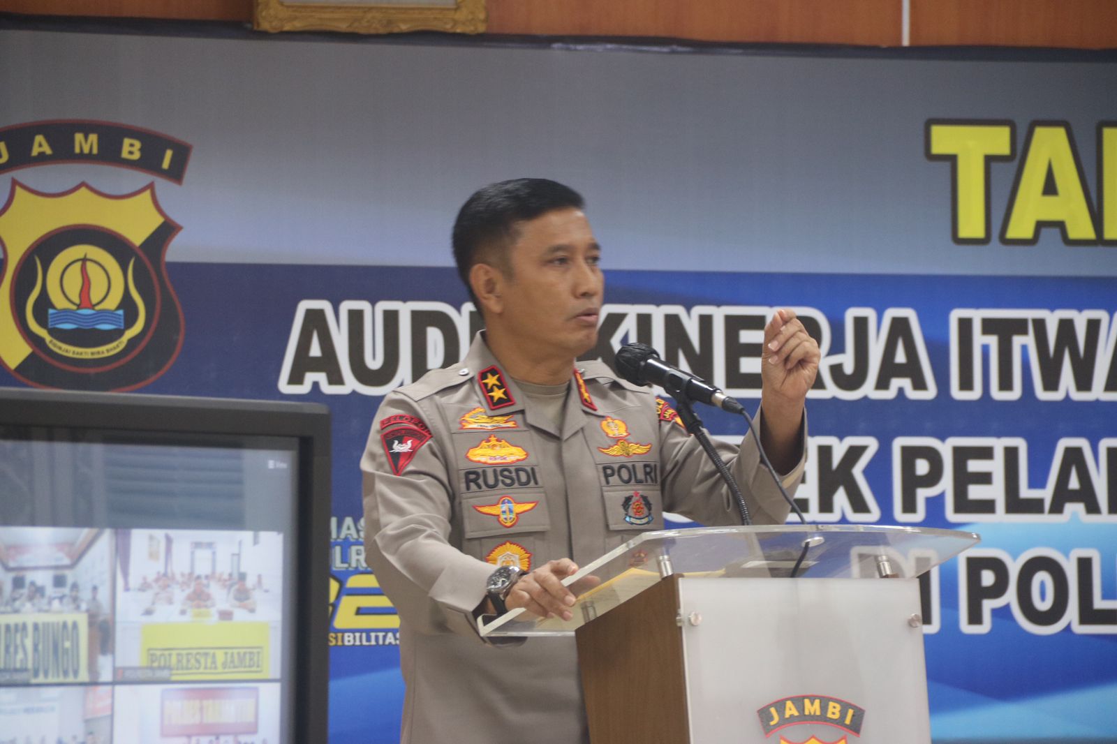 Kapolda Jambi Irjen Pol Rusdi Hartono Pimpin Pembukaan Acara Taklimat Awal  Kegiatan  Audit Kinerja Itwasda Polda Jambi Tahap  III T. A 2023