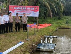 Menyambut HUT Ke 72 Humas Polri. Polda Jambi Bersama Polres Bungo Melaksanakan Bantuan Sosial Air Bersih Di Desa Macang Gedang Kab Bungo