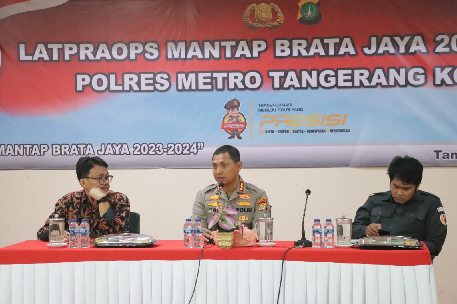 Kapolres Metro Tangerang Kota Buka Latihan Pra Operasi Mantap Brata Jaya 2023-2024