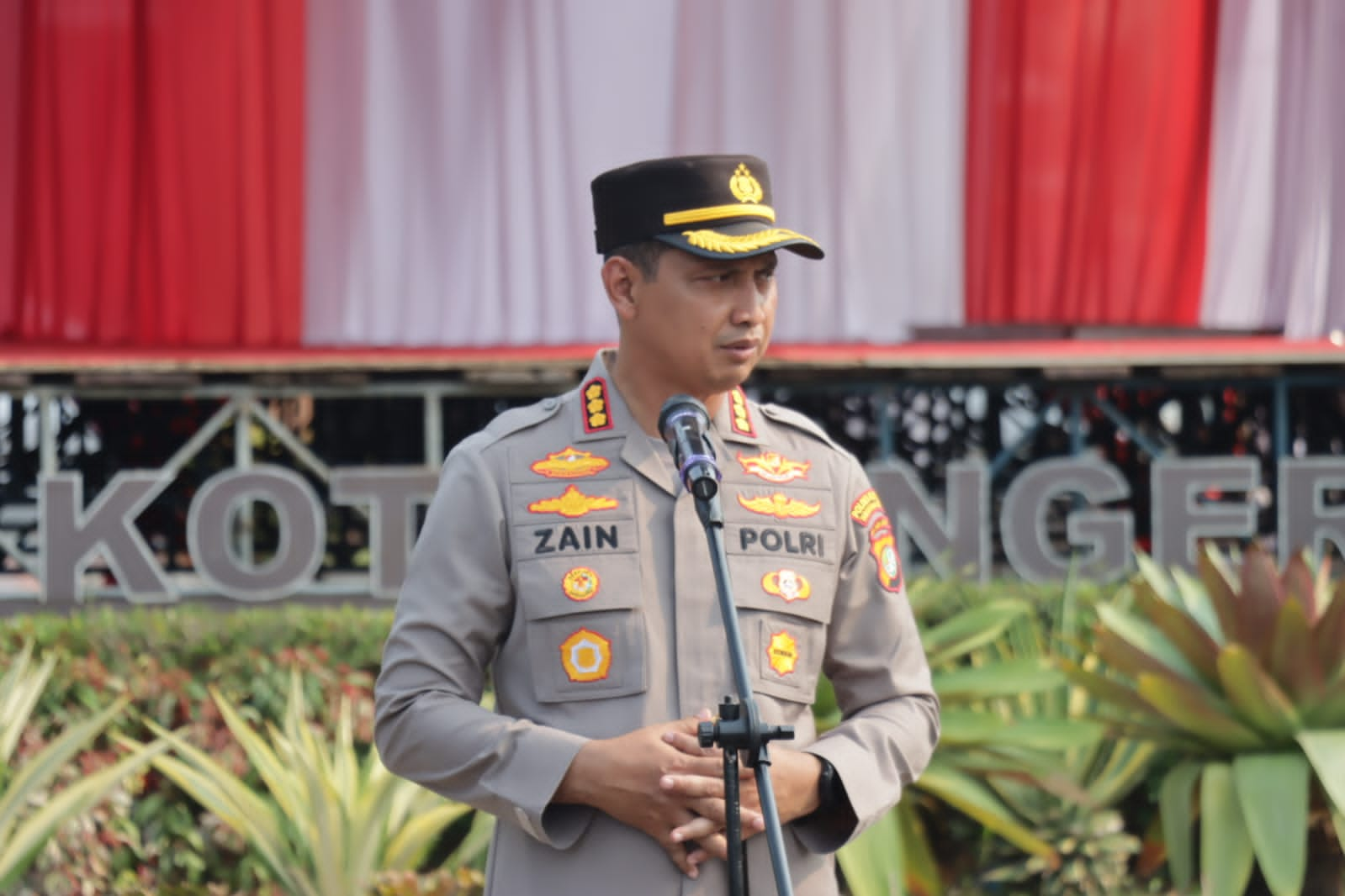 Polres Metro Tangerang Kota Melaksanakan Gladi Kotor Simulasi Pengendalian Massa Dan Sispamkota Dalam Rangka Operasi Kepolisian Terpusat Mantap Brata Jaya 2024