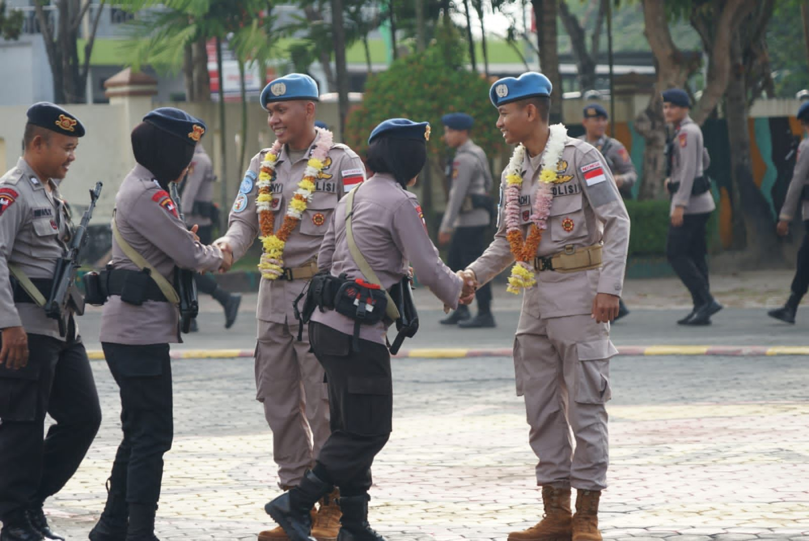 Dansat Brimob Polda Kaltim Pimpin Upacara Penyambutan Purna Tugas Kontingen Gharba Satgas FPU 4 Minusca Personel Satbrimob Polda Kaltim