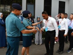 Komandan Lanal Bandung Berangkatkan 12 Casis Tamtama TNI AL PK TA. 2023 Gelombang II Sub Panda Lanal Bandung