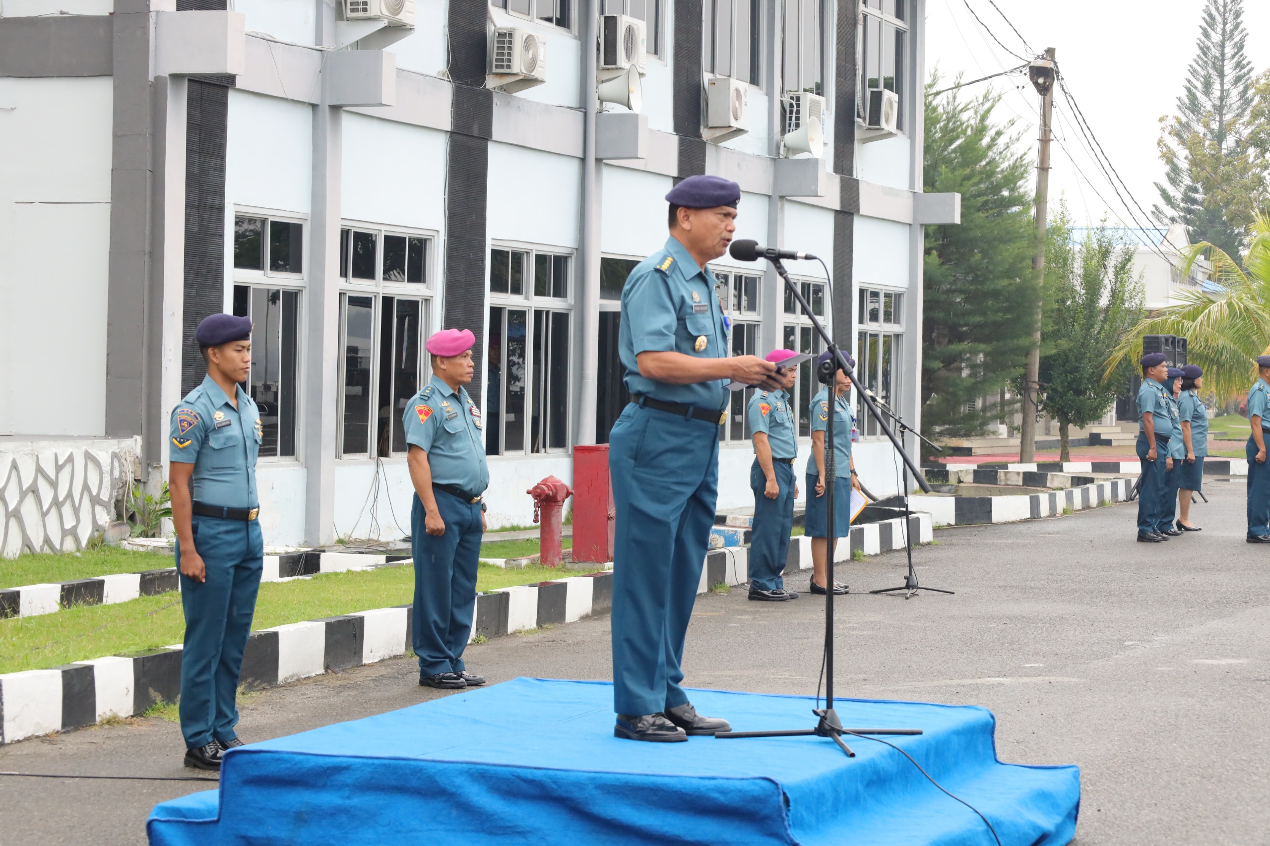 Lantamal I Belawan Laksanakan Upacara Bendera