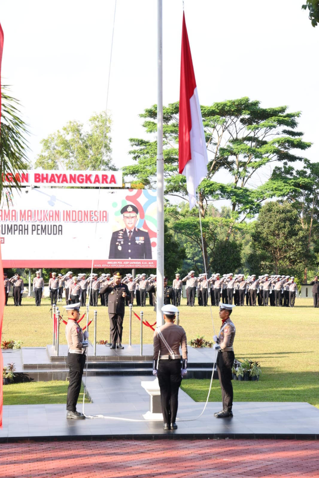 Upacara Peringatan Hari Sumpah Pemuda KE-95 di Polda Kepri: Bersama Majukan Indonesia