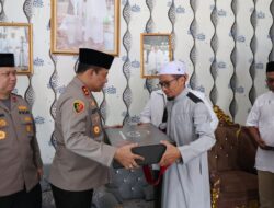 Kepala Operasi Nusantara Cooling System Irjen Asep Edi Suheri Bersilaturahmi Dengan Pimpinan Pondok Pesantren Daarul Falah Di Desa Sukamaju Kab. Ciamis