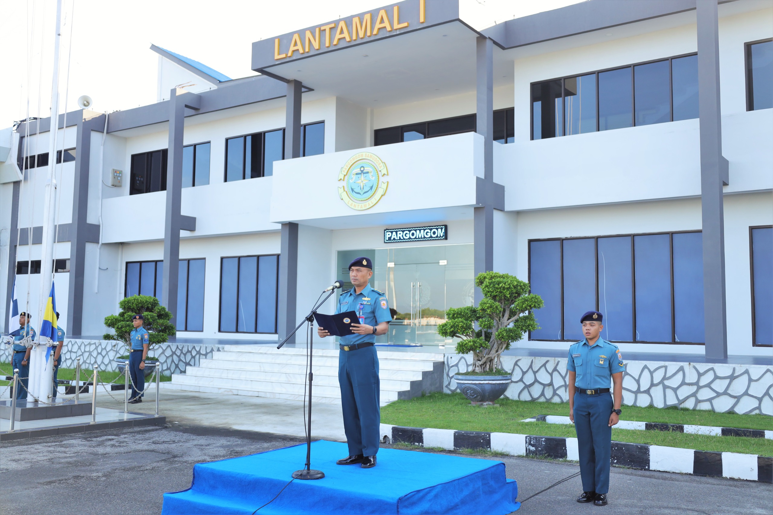 Lantamal I Belawan Laksanakan Upacara Bendera