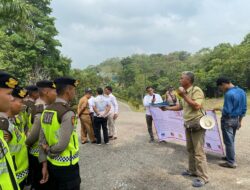 Jaga Situasi Kamtibmas, TNI Polri dan Sat Pol PP berikan pengamanan aksi Demo di Kantor Buoati Sarolangun