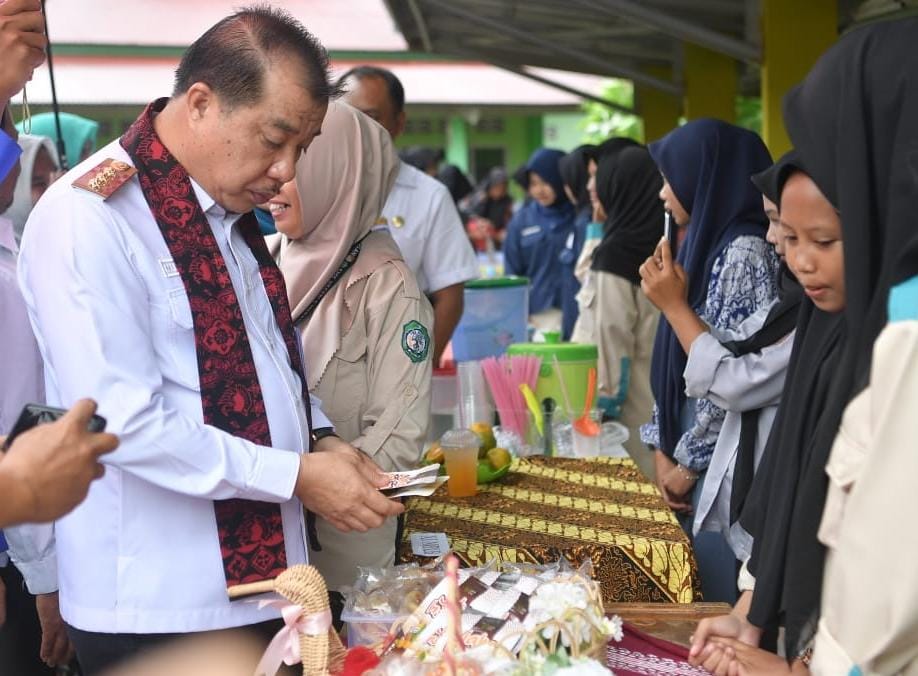 H Mukti: Narkoba Musuh Kita Bersama, Harus Diperangi Pj Bupati Buka Sosialisasi Penyalahgunaan Narkoba