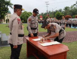 Akbp. Imam Rachman. S.IK., Jabatan Wakapolres Kompol. Amos Viclonar Lubis. SH dan Kabag Logistik diserah terimakan