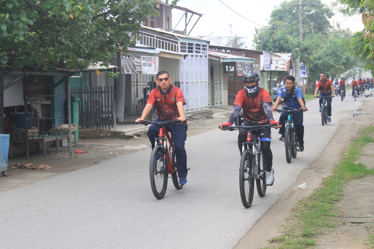 Prajurit Lanal Lhokseumawe Gelar Gowes Gembira Sambut Hari Armada RI Tahun 2023