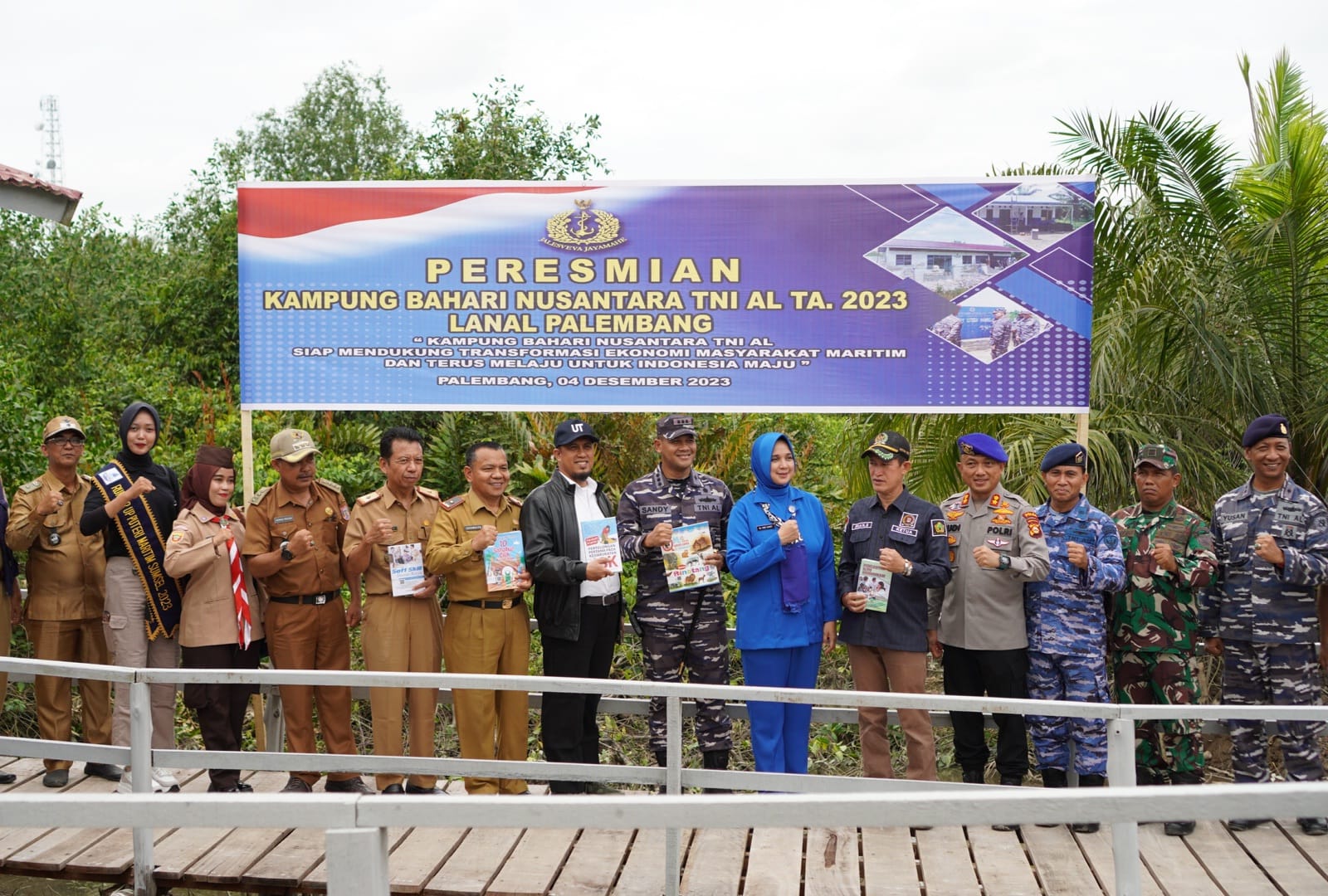 Resmikan Kampung Bahari Nusantara III, Danlanal Palembang Harapkan Sungsang II Jadi Contoh Keberhasilan