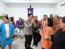 Kapolda Jambi Irjen Pol Rusdi Hartono  Melihat Langsung  Kesiapan Perayaan Natal 2023 Dan Tahun Baru 2024 Di Wilayah Kota jambi