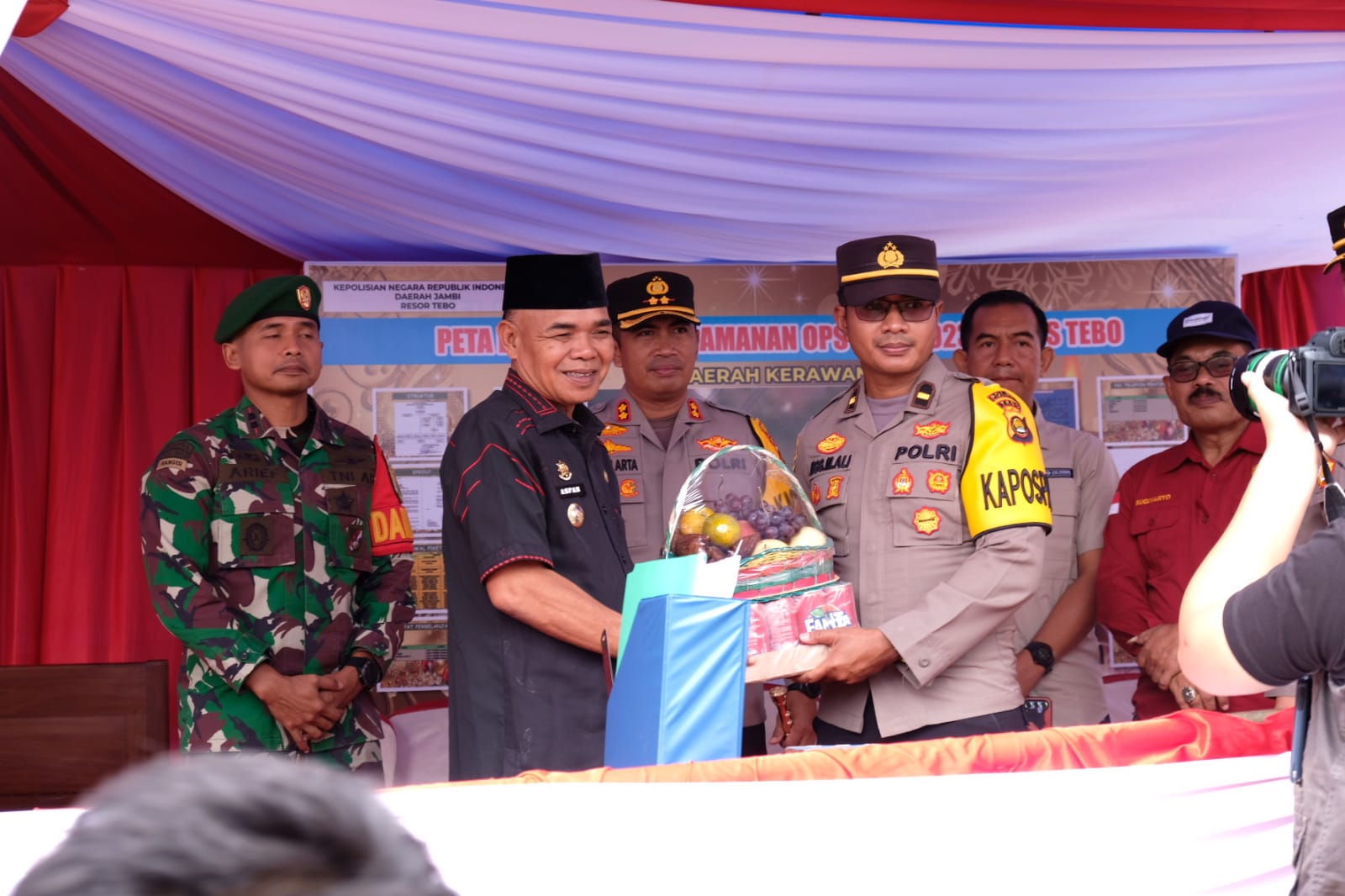 Kapolres Tebo Akbp l Wayan Arta Ariawan SH. S. Ik. MH Beserta Forkopimda Kab. Tebo Kunjungi POS PAM Rimbo Bujang