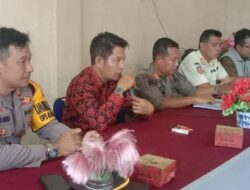 Kapolsek Muara Siau,TNI – Polri Memonitoring dan mobile Apabila di Izinkan Memasuki Area TPS Bila Urgent Atas Permintaan KPPS